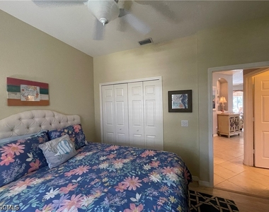 10630 Camarelle Circle - Photo Thumbnail 36