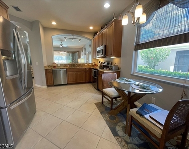 10630 Camarelle Circle - Photo Thumbnail 24