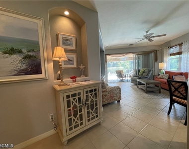 10630 Camarelle Circle - Photo Thumbnail 5