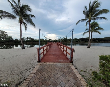 10630 Camarelle Circle - Photo Thumbnail 43