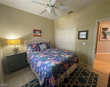 10630 Camarelle Circle - Photo Thumbnail 35