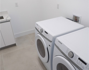 174 Ocean Park Drive - Photo Thumbnail 19
