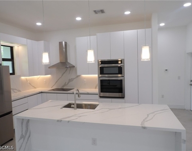174 Ocean Park Drive - Photo Thumbnail 6