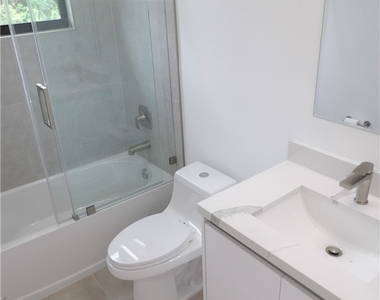 174 Ocean Park Drive - Photo Thumbnail 11