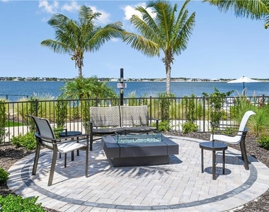 11917 Sacra Place - Photo Thumbnail 15