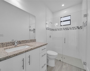 1908 Nw 24th Avenue - Photo Thumbnail 18