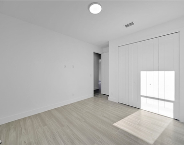 1908 Nw 24th Avenue - Photo Thumbnail 17