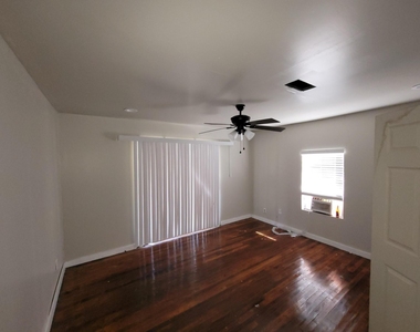 2425 8th Avenue - Photo Thumbnail 5