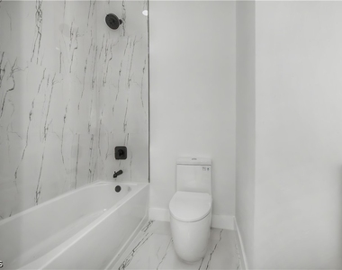 3121 69th Street W - Photo Thumbnail 16