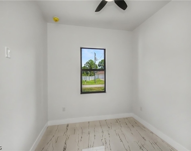 3121 69th Street W - Photo Thumbnail 25