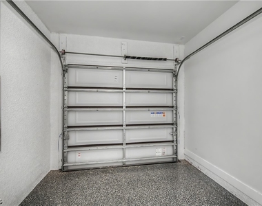 3121 69th Street W - Photo Thumbnail 31