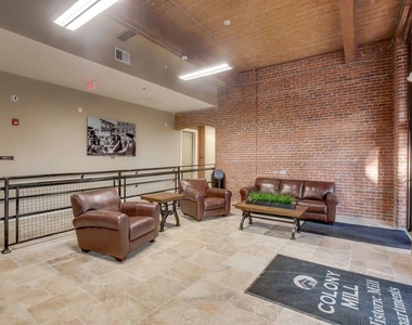 216 West - Photo Thumbnail 32