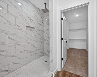 115 Capetown Lane - Photo Thumbnail 25