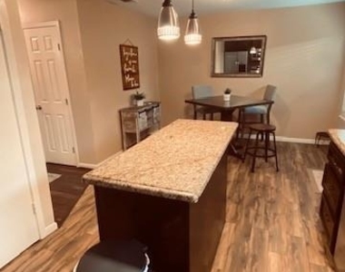 1831 Sherwood Forest Street - Photo Thumbnail 8