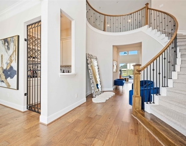 5006 Ashland Glen Lane - Photo Thumbnail 4