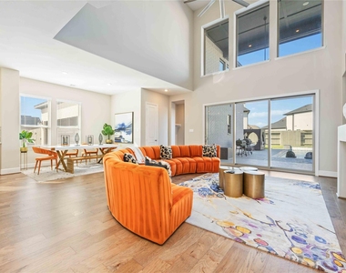 5006 Ashland Glen Lane - Photo Thumbnail 9