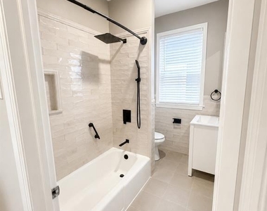 147 Claremont - Photo Thumbnail 3