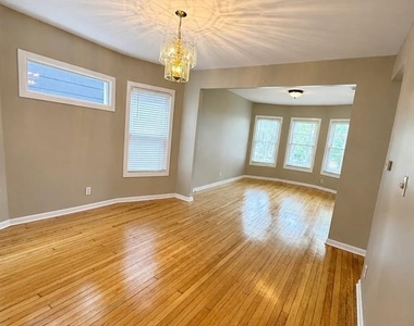 147 Claremont - Photo Thumbnail 16