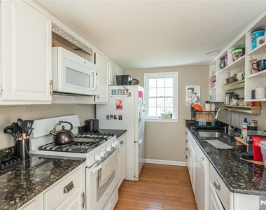 39 Midland - Photo Thumbnail 6