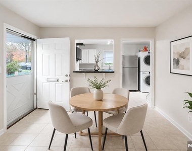2 Cottage - Photo Thumbnail 2