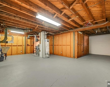 12 Leoson - Photo Thumbnail 26