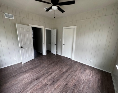 2394 Avenue A - Photo Thumbnail 9