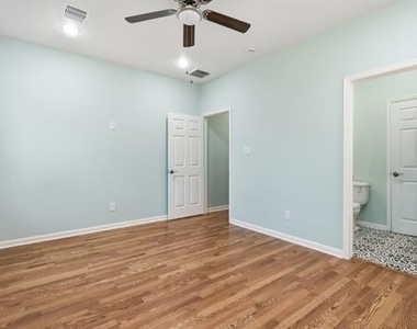 819 Junction Avenue - Photo Thumbnail 12