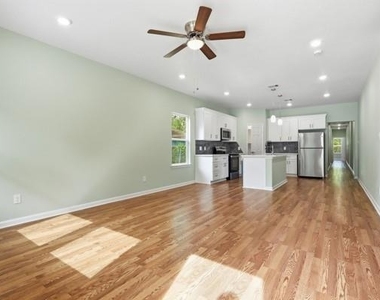 819 Junction Avenue - Photo Thumbnail 1