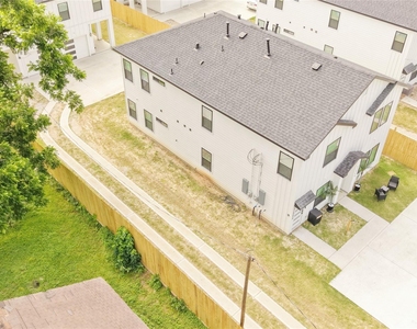 5204 Gold Street - Photo Thumbnail 23