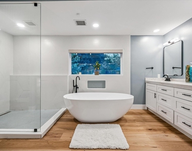 8518 Westview Drive - Photo Thumbnail 22