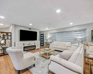 8518 Westview Drive - Photo Thumbnail 14
