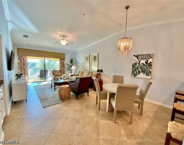 9532 Avellino Way - Photo Thumbnail 17