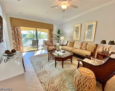 9532 Avellino Way - Photo Thumbnail 11