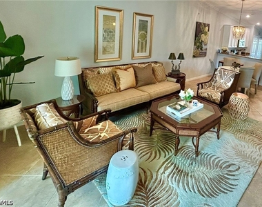 9532 Avellino Way - Photo Thumbnail 2