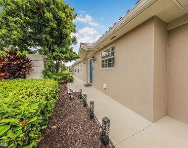 4585 Pasadena Court - Photo Thumbnail 2