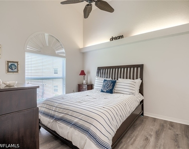 26681 Bonita Fairways Boulevard - Photo Thumbnail 23