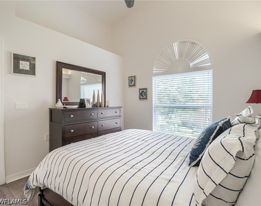 26681 Bonita Fairways Boulevard - Photo Thumbnail 24