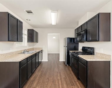 21415 Partha Way - Photo Thumbnail 2