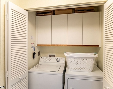 823 Tanbark Drive - Photo Thumbnail 22