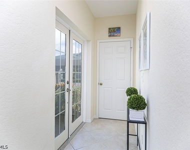 823 Tanbark Drive - Photo Thumbnail 19