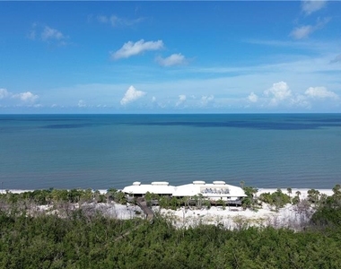 7048 Pelican Bay Boulevard - Photo Thumbnail 23