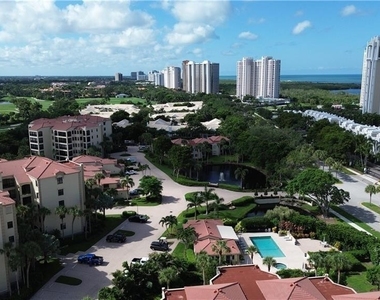 7048 Pelican Bay Boulevard - Photo Thumbnail 18