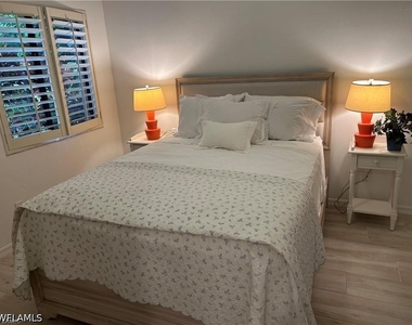 7048 Pelican Bay Boulevard - Photo Thumbnail 11