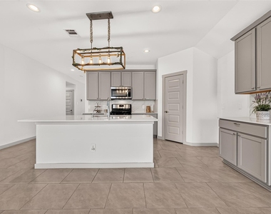 3943 Canyon Shore Lane - Photo Thumbnail 17