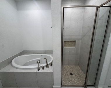 12131 Woodnote Lane - Photo Thumbnail 15