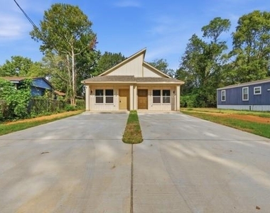 819 Junction Avenue - Photo Thumbnail 2