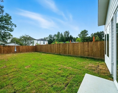 8114 Count Street - Photo Thumbnail 33