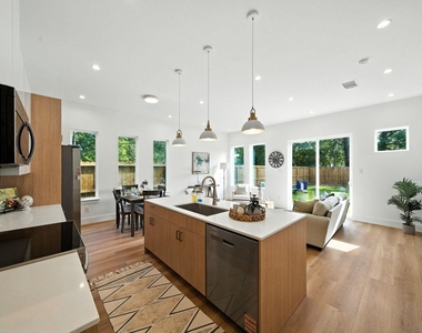 8114 Count Street - Photo Thumbnail 1