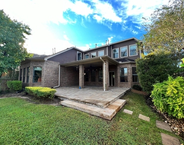 7007 Fall Creek Lane - Photo Thumbnail 22