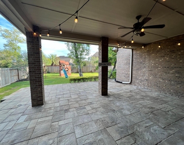 7007 Fall Creek Lane - Photo Thumbnail 19